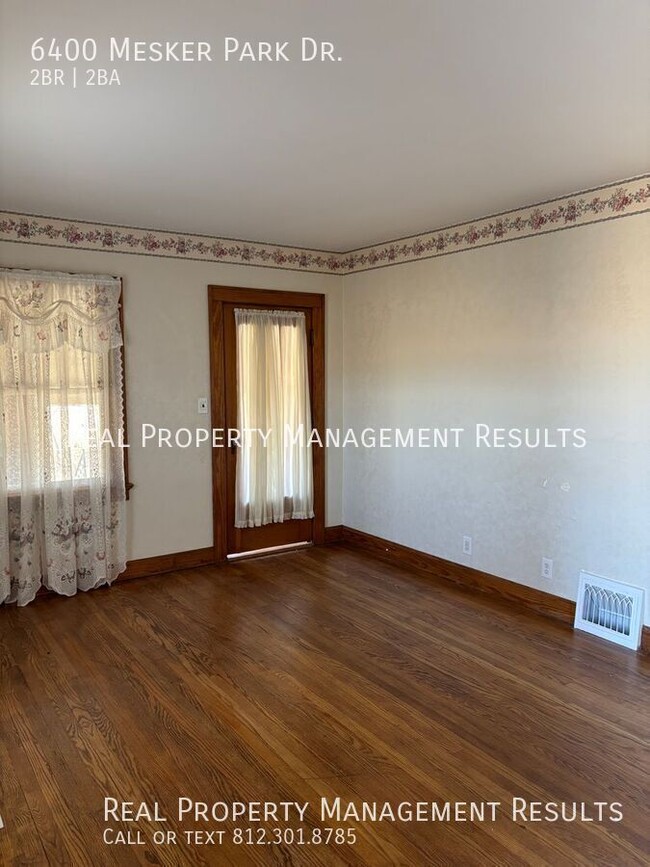 6400 Mesker Park Dr in Evansville, IN - Building Photo - Building Photo