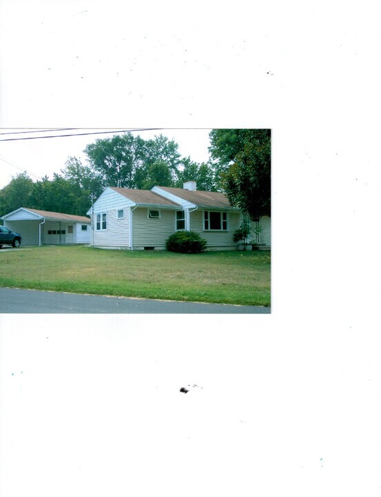 122 Redbud Dr in Hopkinsville, KY - Building Photo