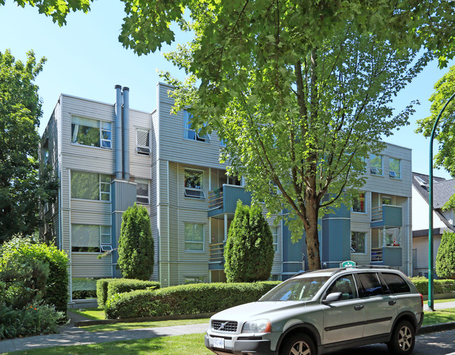Pine Court