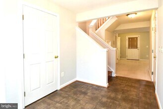 21786 Mornington Cresent Terrace in Sterling, VA - Building Photo - Building Photo