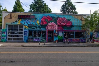 57 Alberta in Portland, OR - Foto de edificio - Building Photo