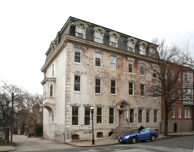 339 Bloom St in Baltimore, MD - Foto de edificio - Building Photo