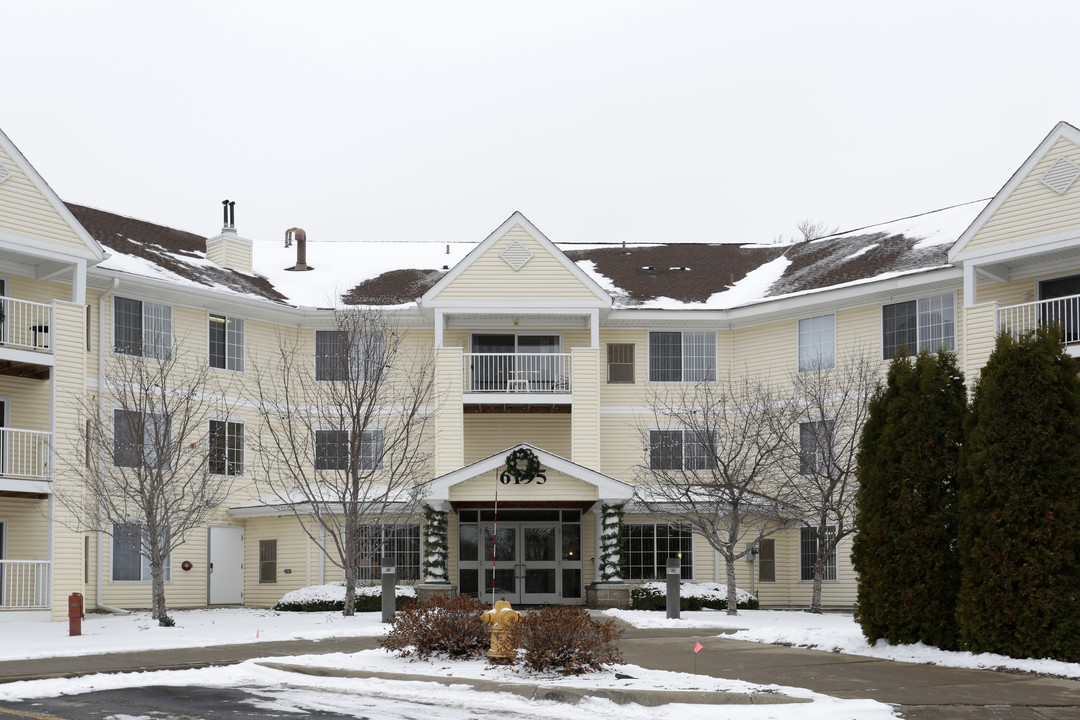 Gramercy Park Northwest in Minneapolis, MN - Building Photo