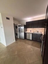 203 Foxtail Dr, Unit C1 in Greenacres, FL - Foto de edificio - Building Photo