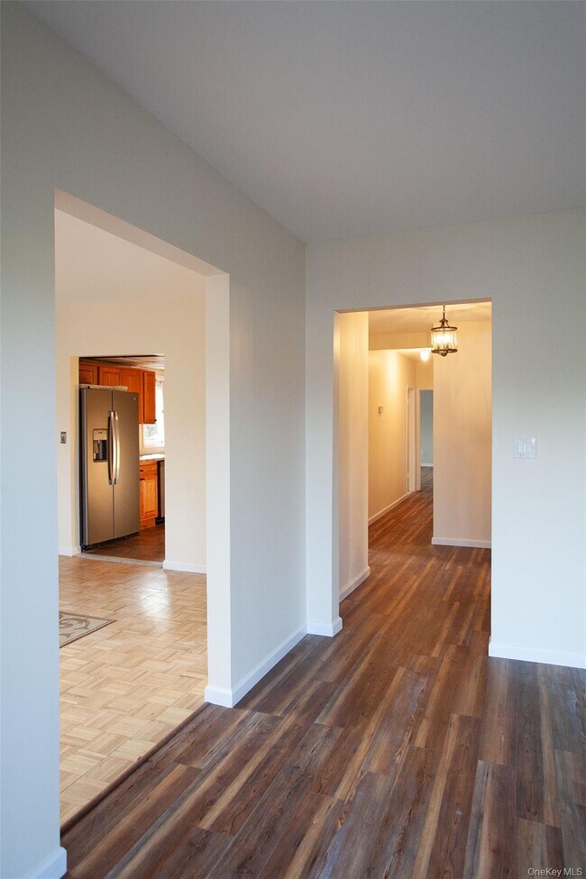 35 W Olive St in Long Beach, NY - Building Photo - Building Photo