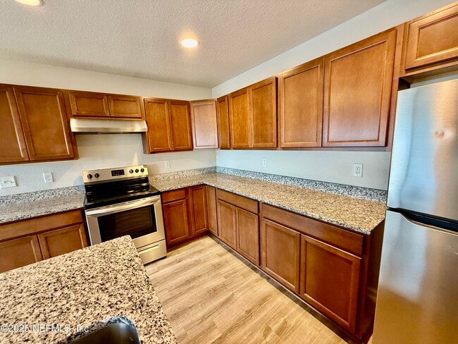 9109 Western Way in Jacksonville, FL - Building Photo - Building Photo