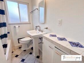 2481 S Corona St-Unit -2479 in Denver, CO - Building Photo - Building Photo