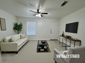 1705 Cedarhill Dr in Killeen, TX - Foto de edificio - Building Photo