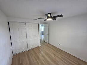 3110 John Moore Rd in Brandon, FL - Building Photo - Building Photo