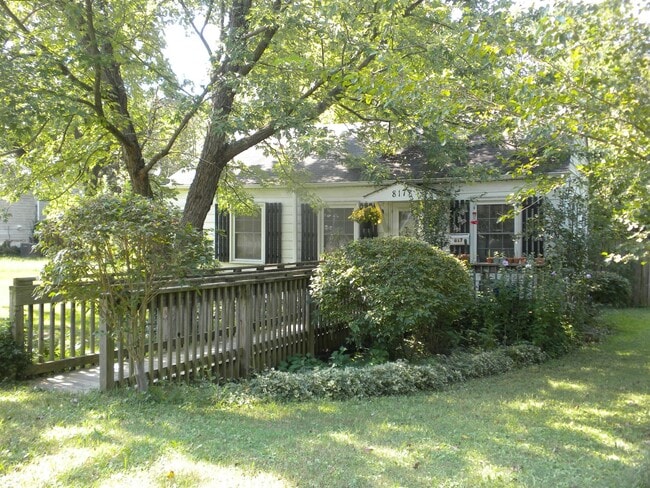 817 N William St in Columbia, MO - Building Photo - Building Photo