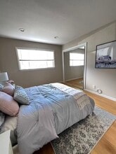 3001 Los Prados St in San Mateo, CA - Building Photo - Building Photo