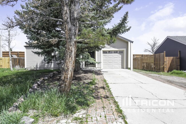 11897 W Bowles Cir