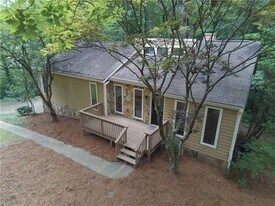 1877 Beaver Dam Ln NE in Marietta, GA - Building Photo - Building Photo