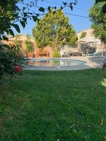 11127 Tiara St in North Hollywood, CA - Building Photo