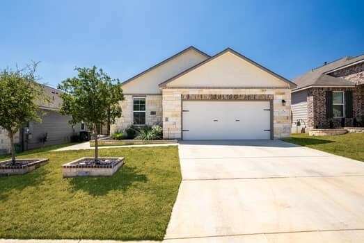 22139 Approach in San Antonio, TX - Building Photo