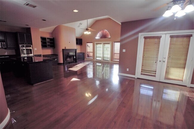 9810 Marlink in Houston, TX - Building Photo - Building Photo