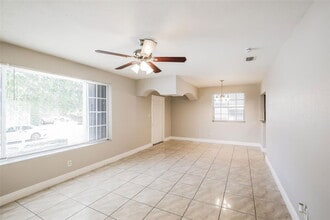 171 W 63rd St in Hialeah, FL - Building Photo - Building Photo