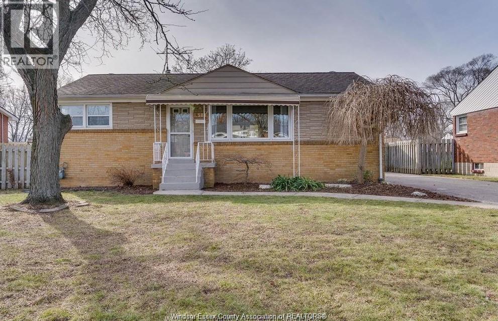 3583 Rockwell Blvd in Windsor, ON - Building Photo