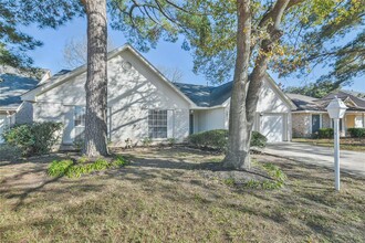 10814 Grassy Meadow Dr in Houston, TX - Building Photo - Building Photo