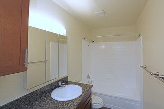 The Timbers Apartments in El Cajon, CA - Foto de edificio - Interior Photo