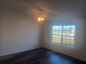 2301 NW 9th Ave in Cape Coral, FL - Building Photo - Building Photo