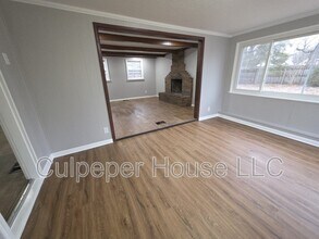 3238 Van Fleet Pkwy in Toledo, OH - Building Photo - Building Photo