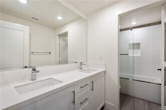16250 Stella Cir in Tustin, CA - Building Photo - Building Photo