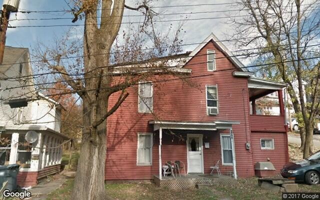 115 Cornell Ave in Morgantown, WV - Foto de edificio