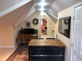 5804 Searl Terrace in Bethesda, MD - Building Photo