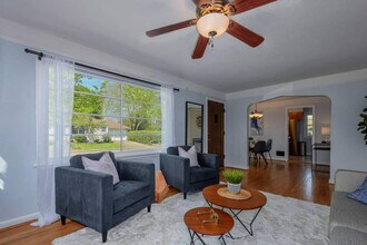 4401 NW Columbia St in Vancouver, WA - Building Photo - Building Photo