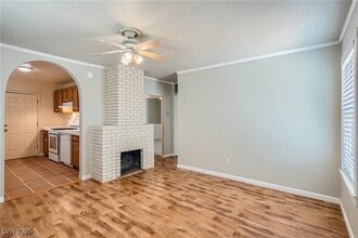 1933 Allen Ave in Henderson, NV - Foto de edificio - Building Photo