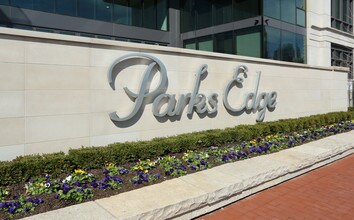Parks Edge East in Columbus, OH - Building Photo - Building Photo