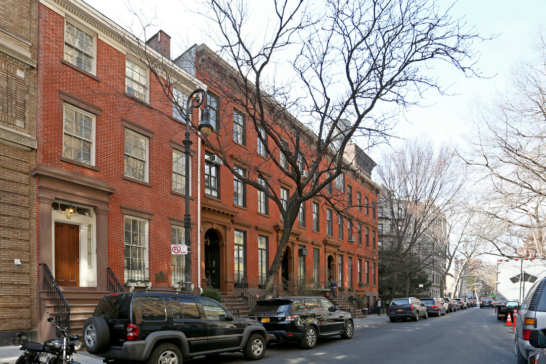 62-66 W 11th St in New York, NY - Building Photo