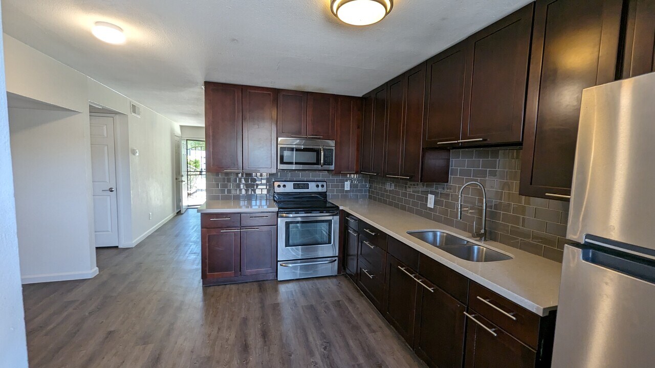 Pinchot Arms Apartments in Phoenix, AZ - Foto de edificio
