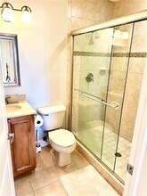 410 SW 15th St in Pompano Beach, FL - Foto de edificio - Building Photo