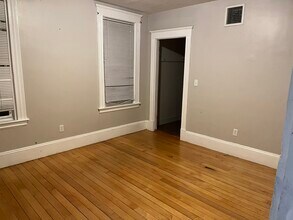 109 Nilsson St, Unit 1 in Brockton, MA - Building Photo - Building Photo