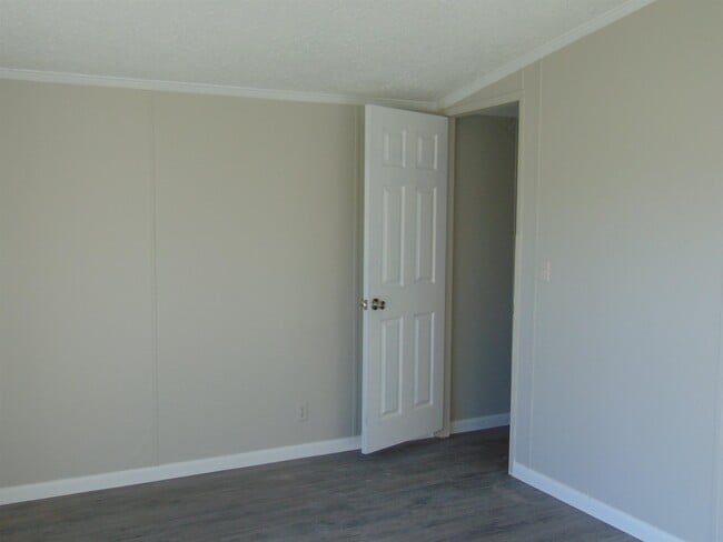 909 Barrier Ln in Marble Falls, TX - Building Photo - Building Photo