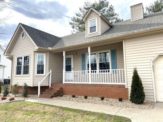 1306 Amberwood Cir in Murfreesboro, TN - Building Photo - Building Photo