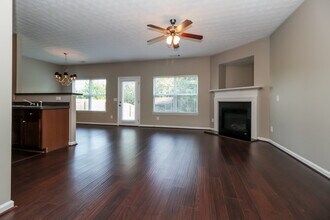 5228 McEver View Dr in Sugar Hill, GA - Building Photo - Building Photo