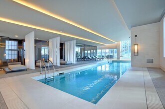 1275 Rue de la Montagne in Montréal, QC - Building Photo - Building Photo