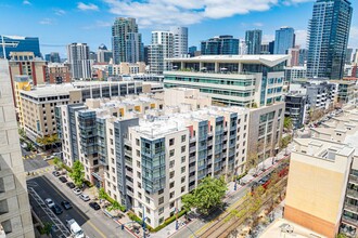 1150 J St, Unit 807 in San Diego, CA - Building Photo - Building Photo