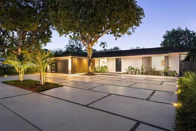 20335 NE 20th Ct in Miami, FL - Building Photo - Building Photo