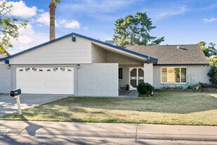 2707 E Louise Dr in Phoenix, AZ - Building Photo