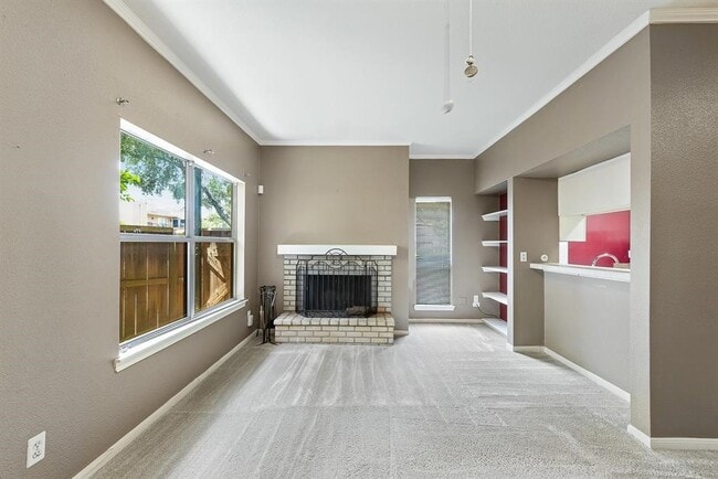 726 Bering Dr in Houston, TX - Building Photo - Building Photo