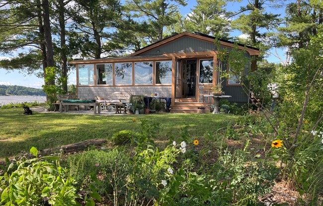 46 Rogers Pt Dr in Eliot, ME - Building Photo - Building Photo