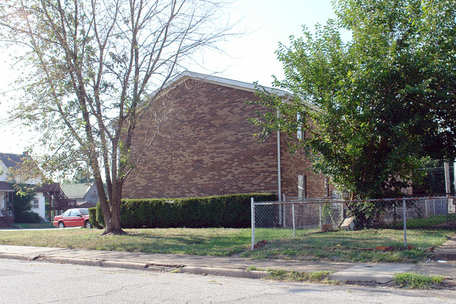 25-31 E Iowa St in Evansville, IN - Building Photo - Building Photo