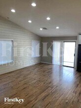 10760 W Sands Dr in Sun City, AZ - Building Photo - Building Photo