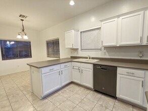 14424 S Camino Tierra Monte in Sahuarita, AZ - Building Photo - Building Photo