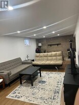 134 Brant Ave in Guelph, ON - Building Photo