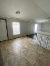 18 Bellwood Dr in Swartz Creek, MI - Building Photo - Building Photo